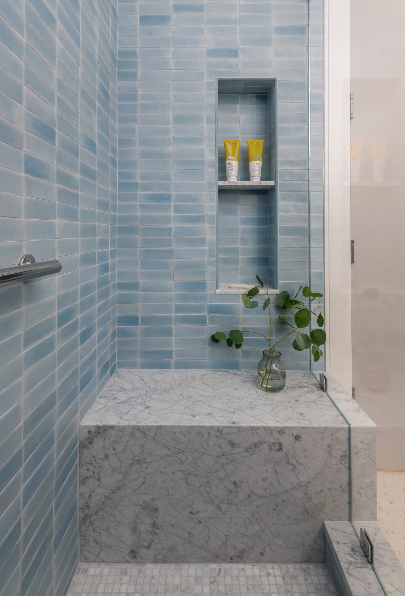 Rhode Island Residence — blue-tiled shower with marble bench
